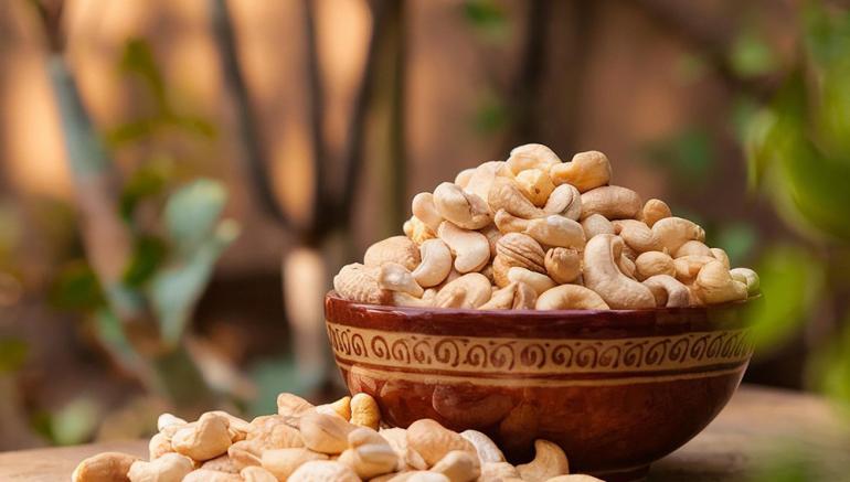 Cashews Daily